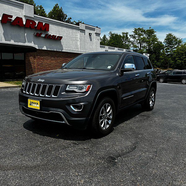 Used 2015 Jeep Grand Cherokee Limited w/ Luxury Group II AWD/4WD image 4