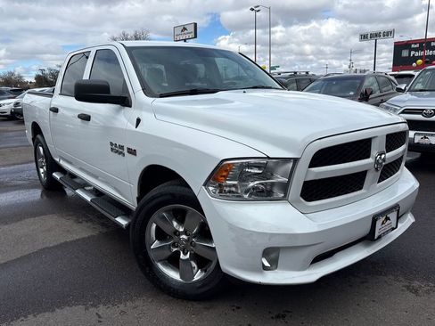 Used 2017 RAM 1500 Express w/ Express Value Package AWD/4WD image 1