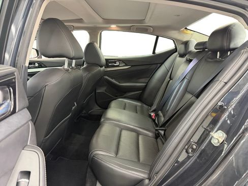 Used 2016 Nissan Maxima 3.5 SL FWD image 16