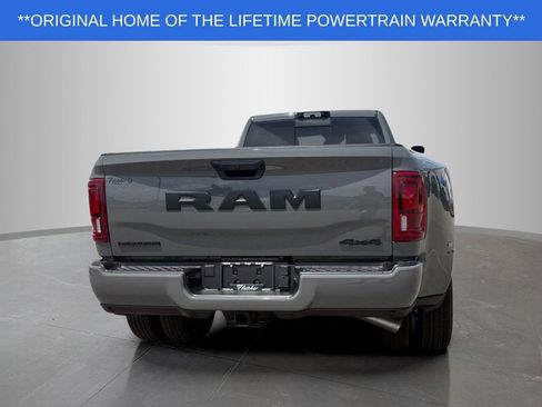 New 2026 RAM 3500 Big Horn AWD/4WD image 4