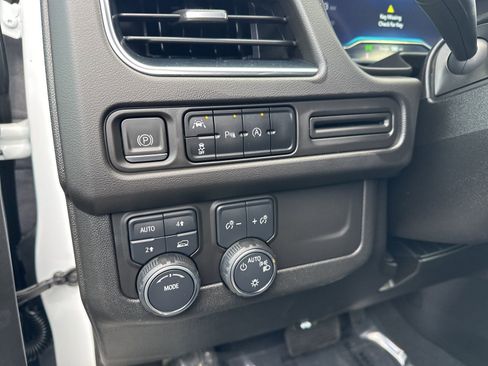 Used 2023 Chevrolet Tahoe LT image 13