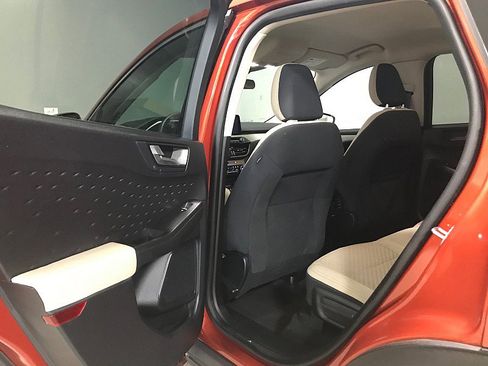 Used 2020 Ford Escape SE AWD/4WD image 15