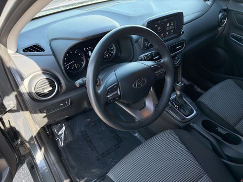 Used 2021 Hyundai Kona SE image 24