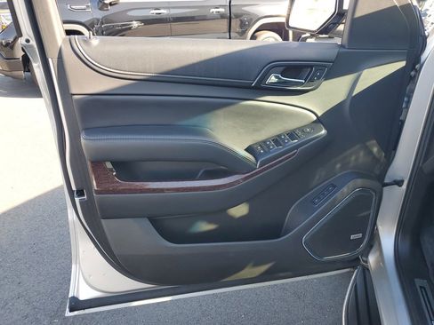 Used 2017 GMC Yukon SLT w/ Open Road Package image 25