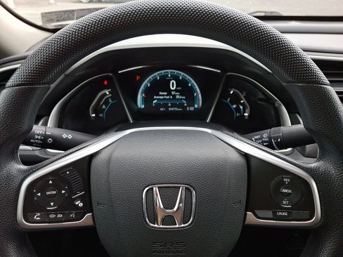 Used 2018 Honda Civic EX image 19