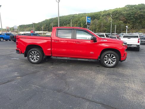 Used 2019 Chevrolet Silverado 1500 RST image 2