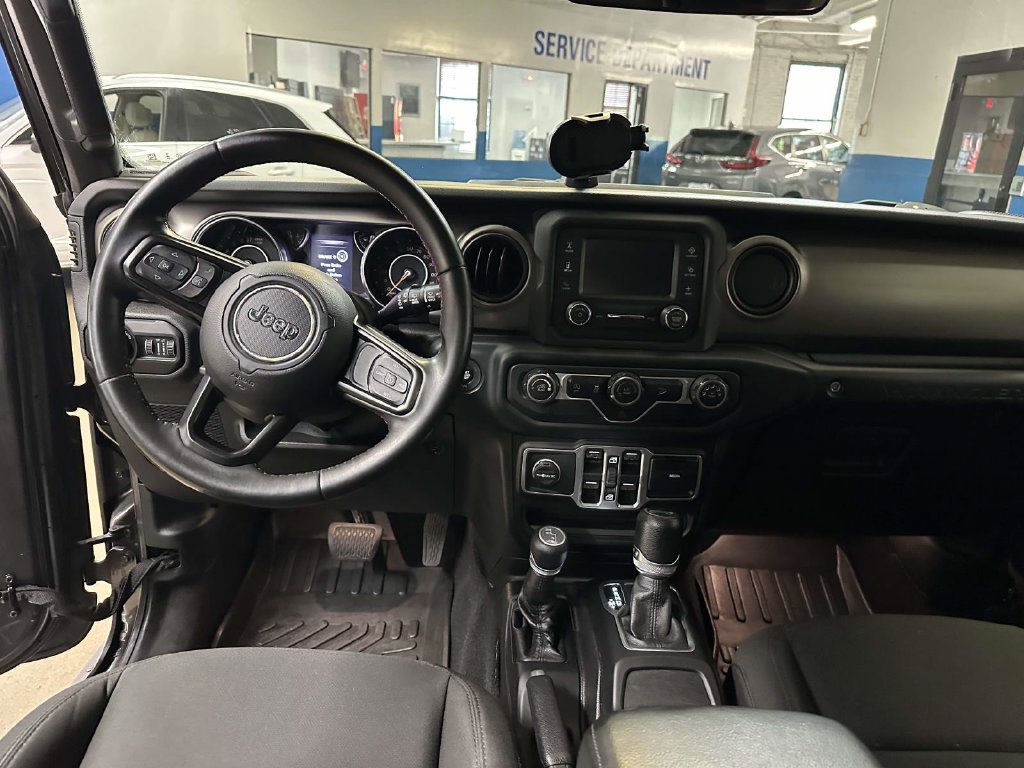 Used 2018 Jeep Wrangler Unlimited Sport S AWD/4WD image 18