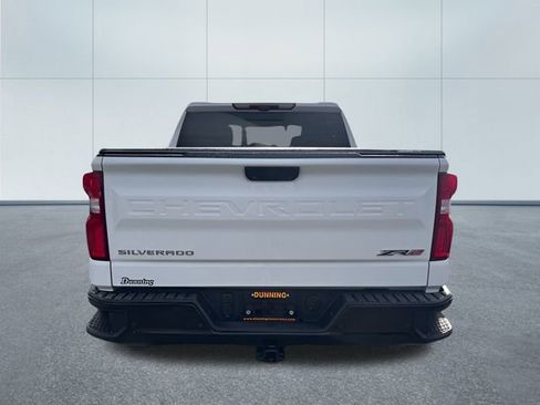 Used 2023 Chevrolet Silverado 1500 ZR2 w/ Technology Package image 3