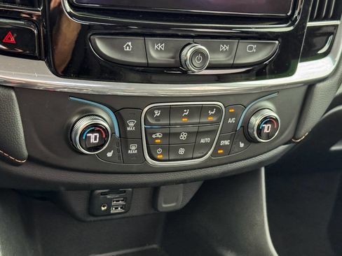 Used 2020 Chevrolet Traverse RS w/ LPO, Floor Liner Package image 30