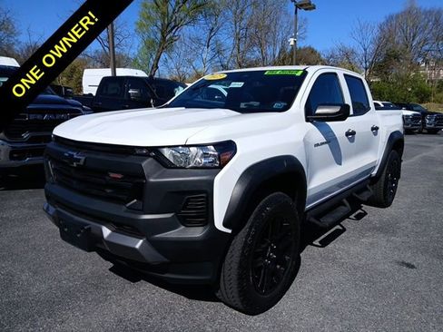 Used 2023 Chevrolet Colorado Trail Boss w/ Advanced Trailering Package image 1