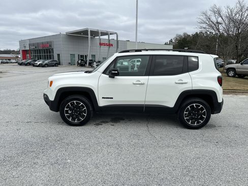 Used 2023 Jeep Renegade Latitude image 8