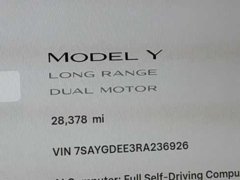 Used 2024 Tesla Model Y Long Range image 13