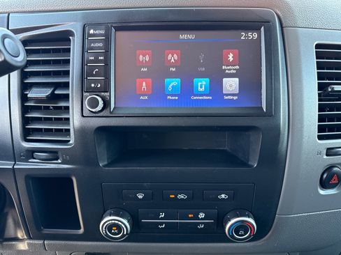 Used 2021 Nissan NV 1500 S image 21