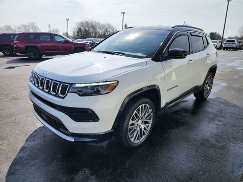 Used 2024 Jeep Compass Limited w/ Elite Group AWD/4WD image 8