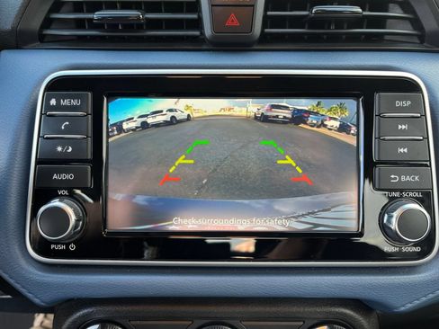 Used 2025 Nissan Versa SV FWD image 22