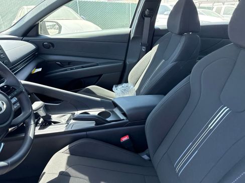 Used 2026 Hyundai Elantra Sport FWD image 16