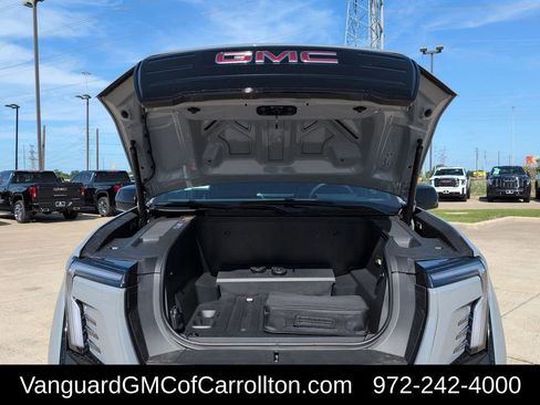 New 2026 GMC Sierra EV Elevation image 30