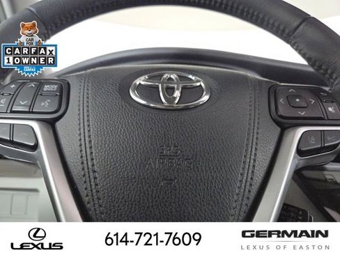 Used 2018 Toyota Sienna XLE w/ XLE Navigation Package image 25