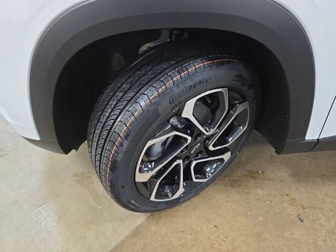 New 2026 Chevrolet Trax RS w/ Driver Confidence Package image 31