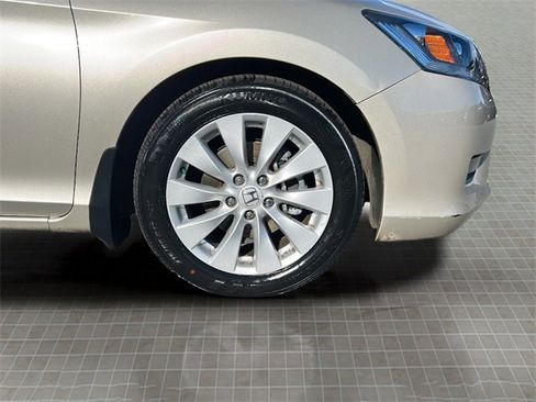 Used 2015 Honda Accord EX-L image 46