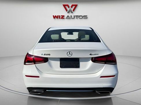 Used 2022 Mercedes-Benz A 220 4MATIC image 4