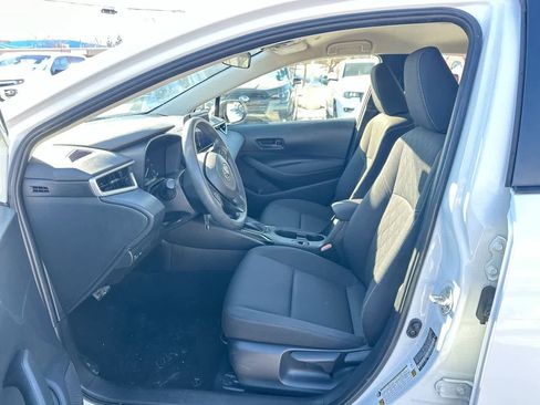 Used 2023 Toyota Corolla LE image 21
