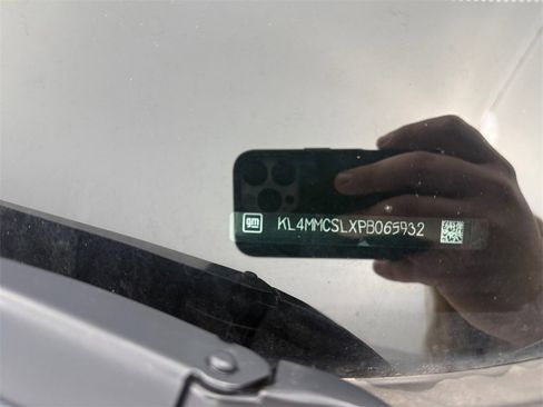 Used 2023 Buick Encore GX Preferred w/ Cold Weather Comfort Package image 29