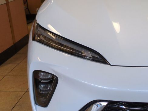 New 2026 Buick Envision Avenir image 8