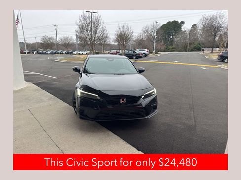 Used 2023 Honda Civic Sport image 1