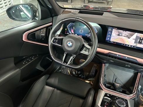 Used 2025 BMW X3 xDrive30i AWD/4WD image 9