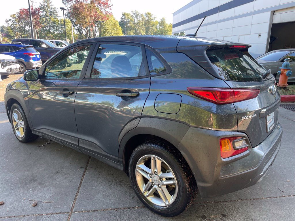 Used 2021 Hyundai Kona SE AWD/4WD image 6