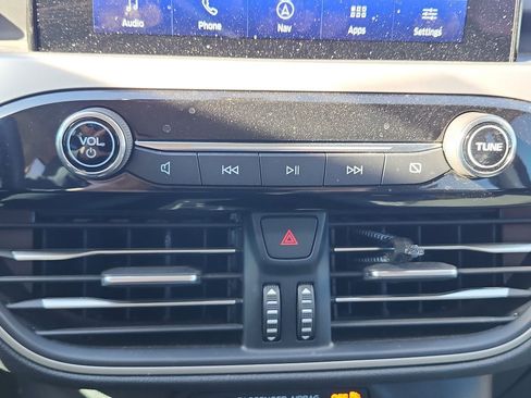 Used 2022 Ford Escape SE w/ SE Sport Appearance Package FWD image 24