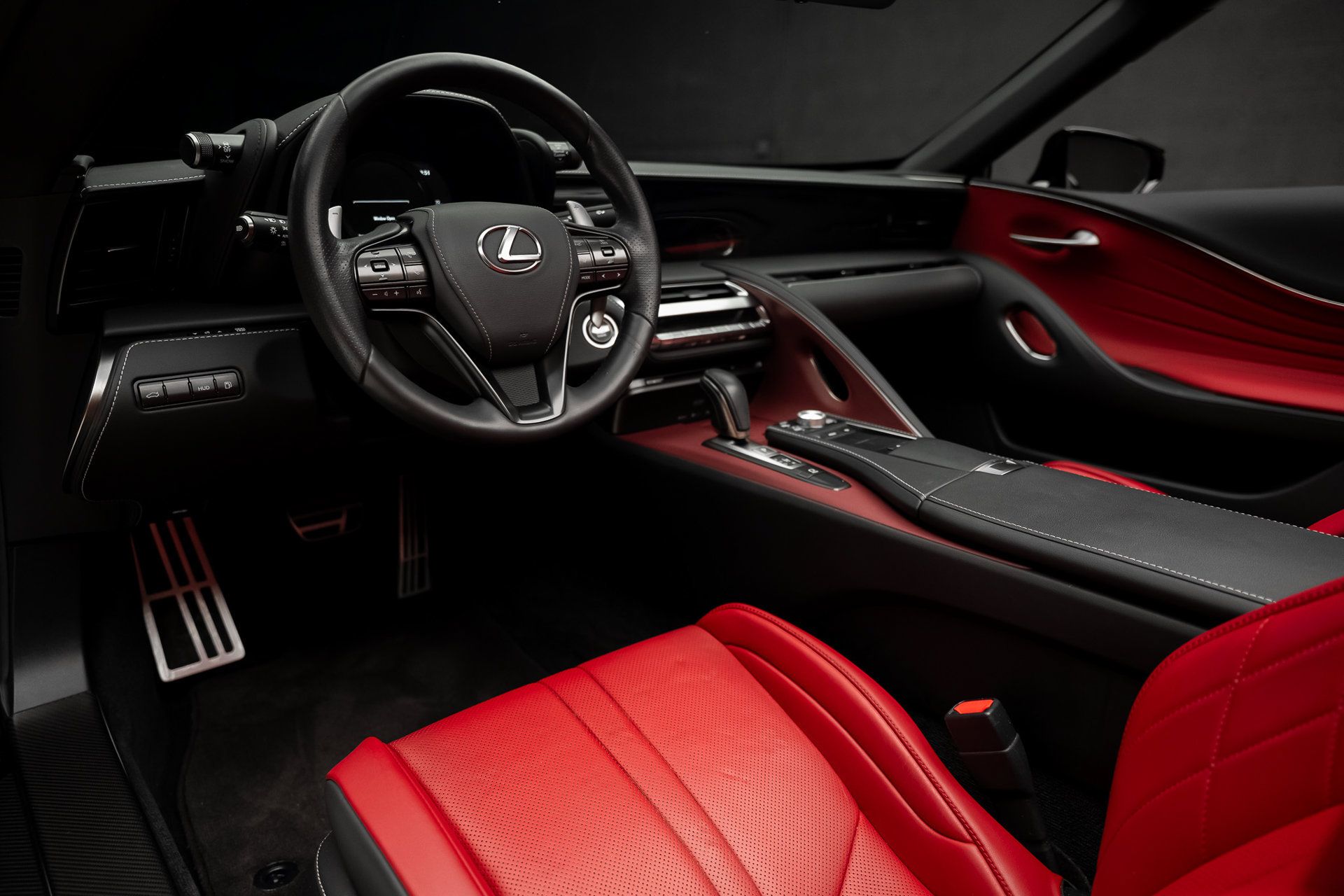 Used 2021 Lexus LC 500 Convertible w/ Touring Package RWD image 2