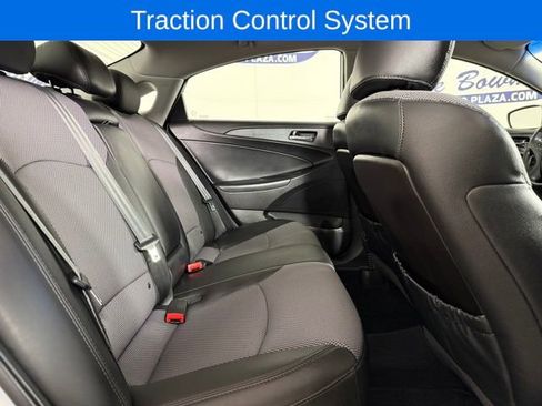 Used 2011 Hyundai Sonata SE image 16