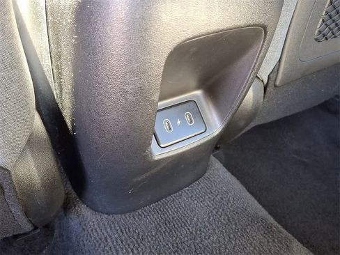 Used 2025 Hyundai Elantra Limited image 27