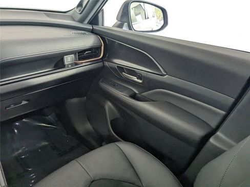 Certified 2026 Toyota Grand Highlander AWD Hybrid image 36