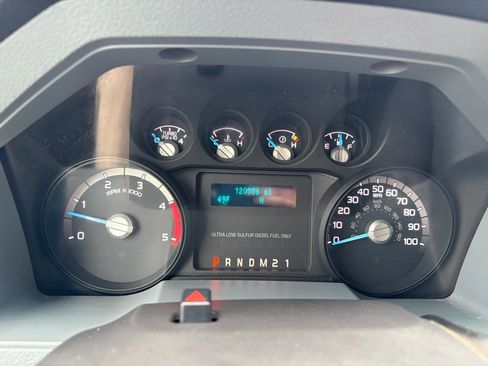 Used 2016 Ford F250 XL w/ Power Equipment Group AWD/4WD image 29