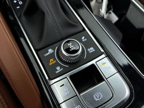 Used 2024 Kia Telluride EX X-Line AWD/4WD image 9