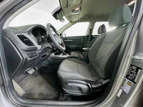 Used 2023 Kia Seltos LX image 12