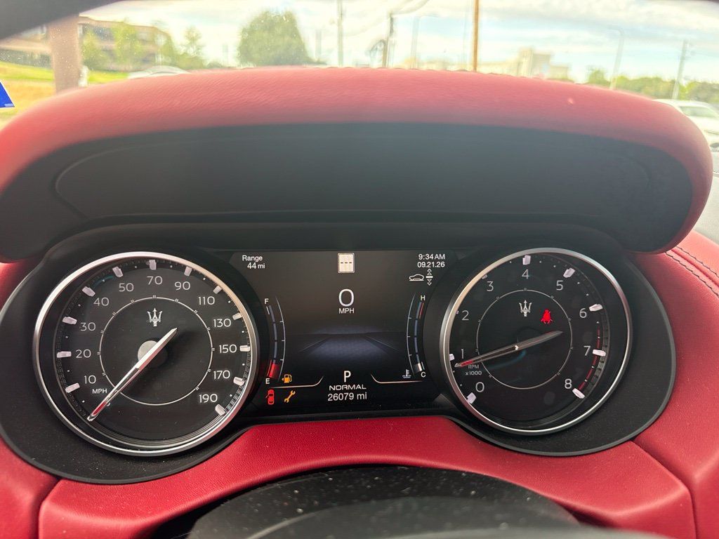 Used 2021 Maserati Levante S GranSport AWD/4WD image 20