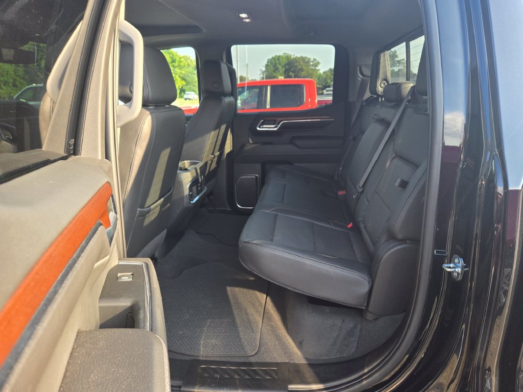 Used 2023 GMC Sierra 1500 Denali AWD/4WD image 8