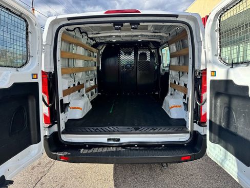 Used 2024 Ford Transit 250 Low Roof w/ Exterior Upgrade Package image 33