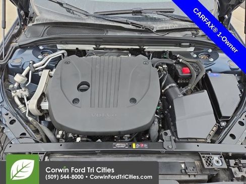 Used 2024 Volvo S60 B5 Plus image 33