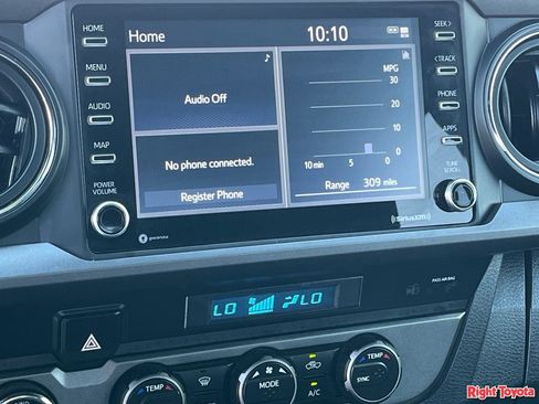 Certified 2022 Toyota Tacoma TRD Off-Road AWD/4WD image 27
