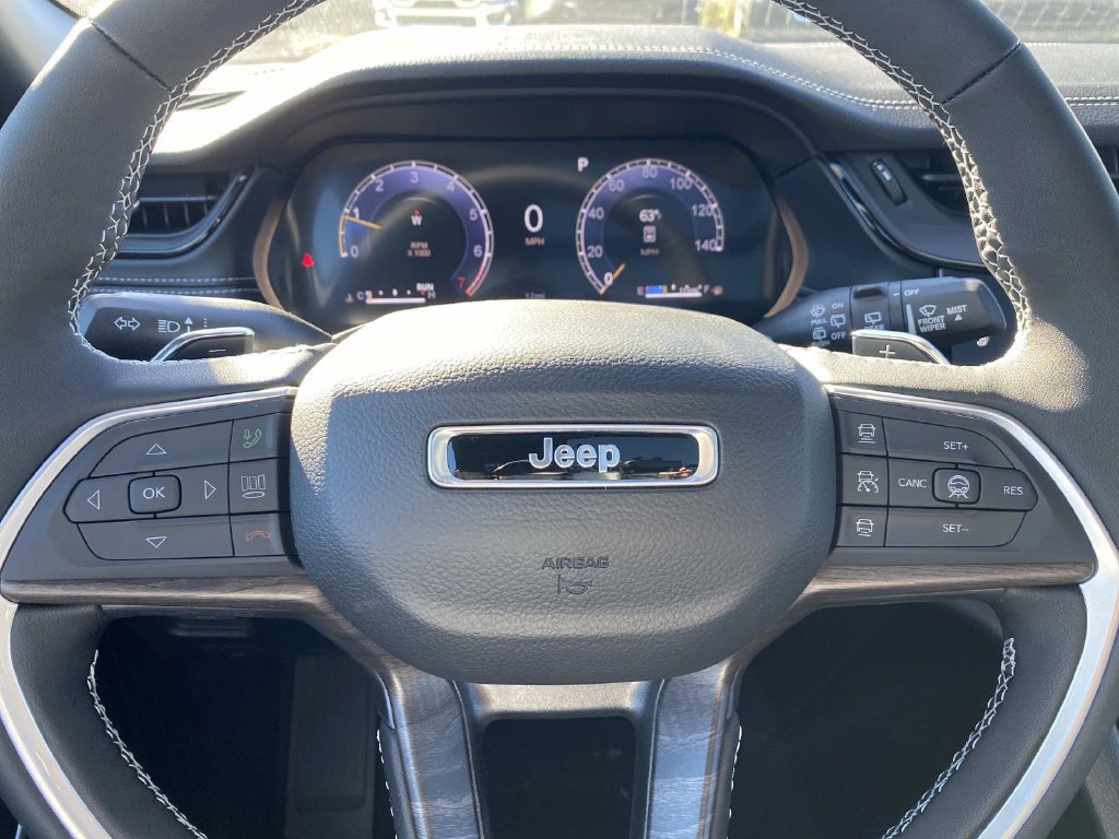 New 2027 Jeep Grand Cherokee Limited AWD/4WD image 14