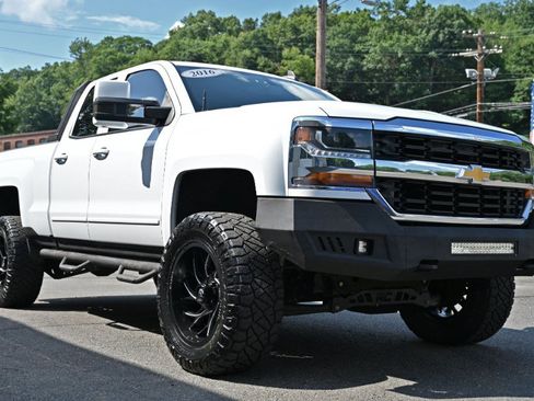 Used 2016 Chevrolet Silverado 1500 LT w/ All Star Edition AWD/4WD image 7