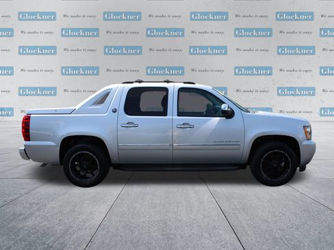 Used 2013 Chevrolet Avalanche LTZ AWD/4WD image 4