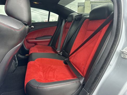 Used 2022 Dodge Charger Scat Pack RWD image 16