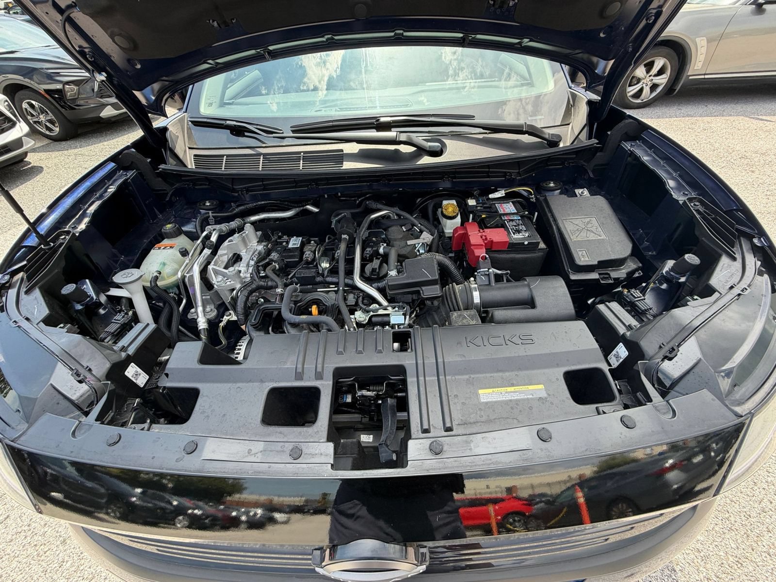 Used 2026 Nissan Kicks SR AWD/4WD image 30