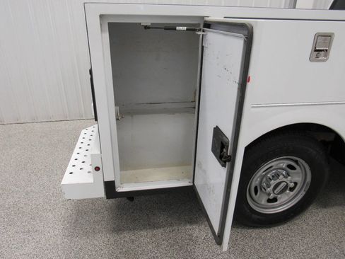 Used 2017 Ford F250 XL w/ Power Equipment Group image 23